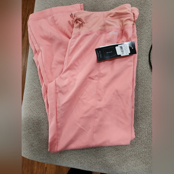 Grey's Anatomy Active scrubs large taffy pockets - Picture 2 of 5